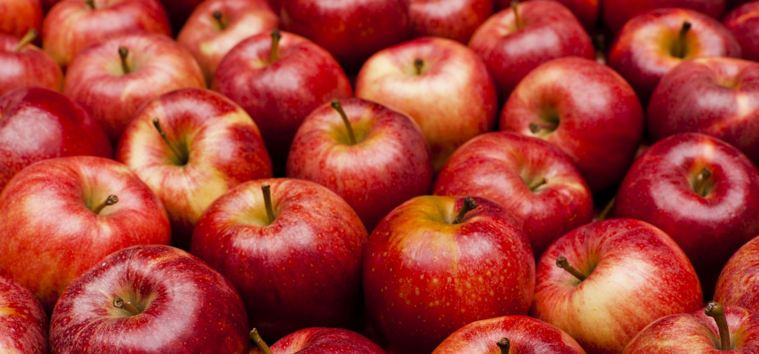 red apples