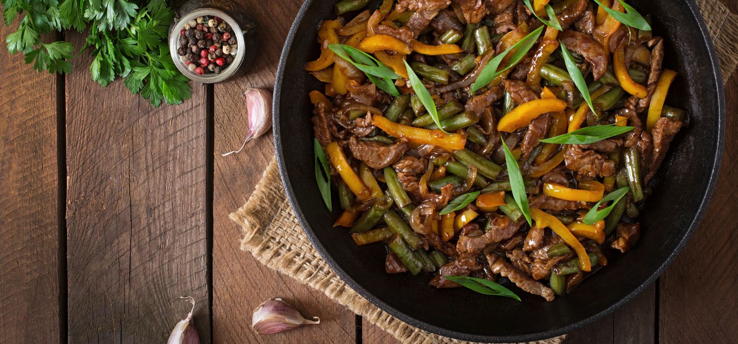 stir fry beef in pan