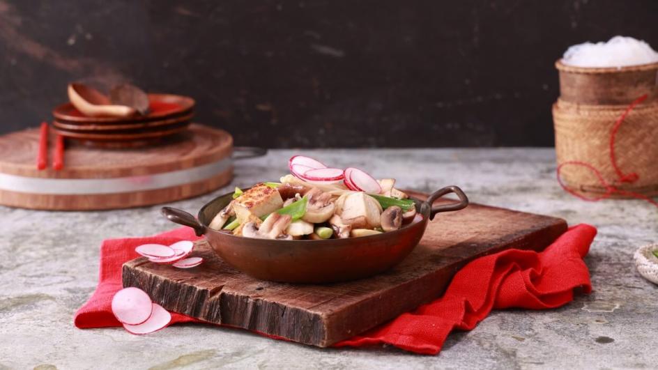 Chilli Tofu and Mushrooms (Vegetarian)